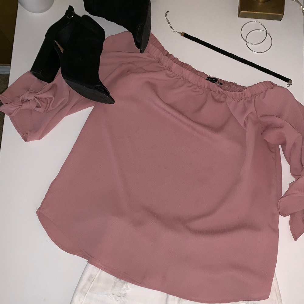 Halter Top Long-Sleeve